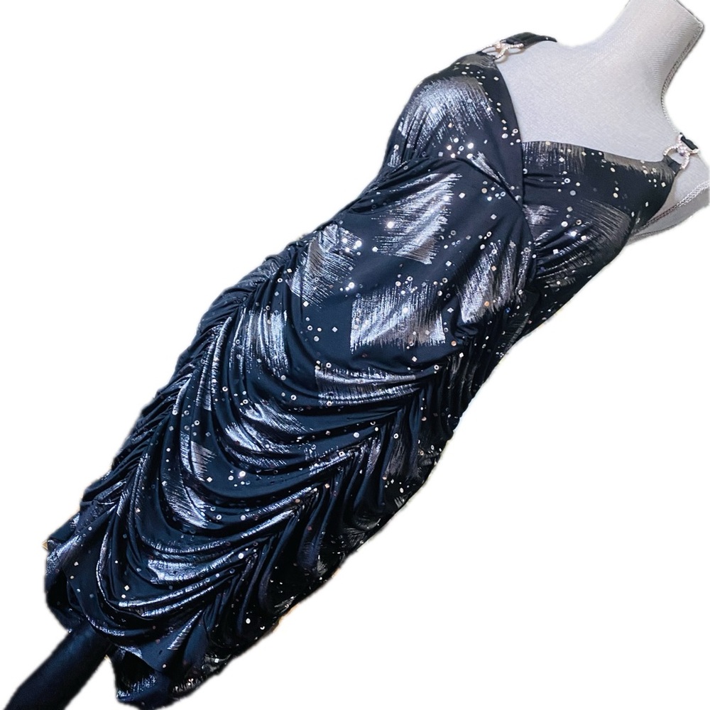 3x Plus Size Body Sparkle and Shimmer stretchy Black /Silver Women's Dress